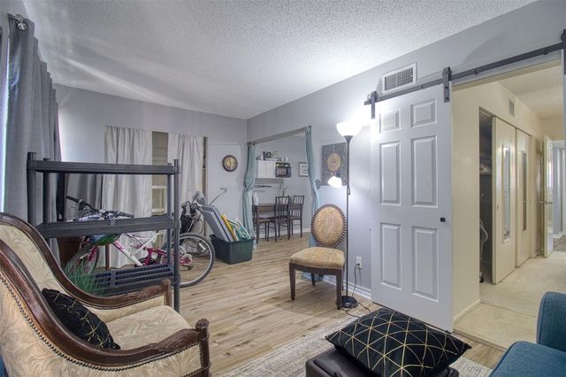 2436 RHODESIAN DRIVE 32, Clearwater, FL 33763