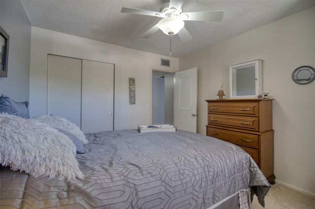 2436 RHODESIAN DRIVE 32, Clearwater, FL 33763