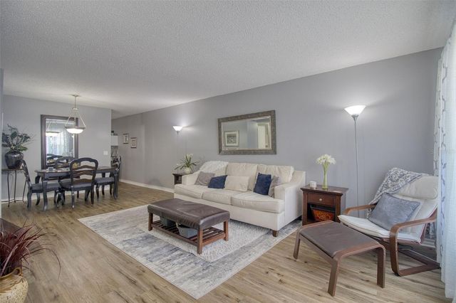 2436 RHODESIAN DRIVE 32, Clearwater, FL 33763