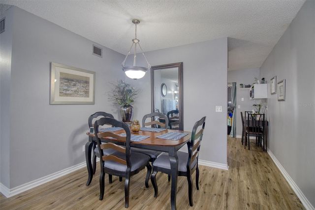 2436 RHODESIAN DRIVE 32, Clearwater, FL 33763