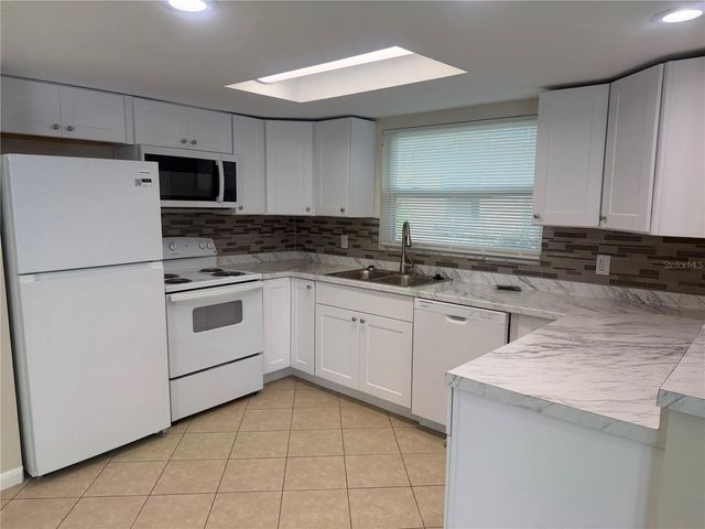 10141 OLD HICKORY LANE, Port Richey, FL 34668