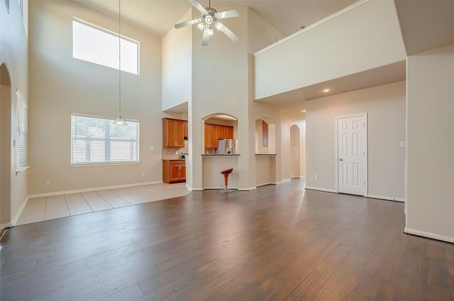 6302 Wellness Landing Ln, Houston, TX 77072