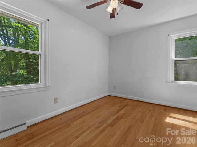 116 Candler School Road, Candler, NC 28715