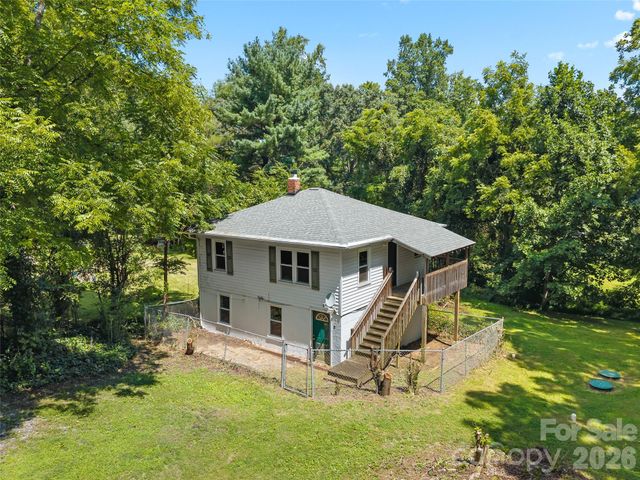 116 Candler School Road, Candler, NC 28715