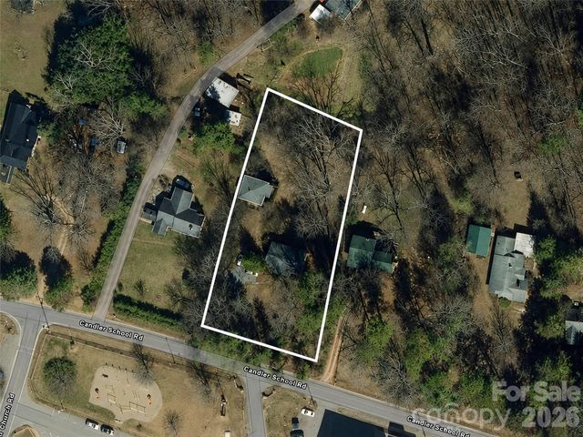 116 Candler School Road, Candler, NC 28715