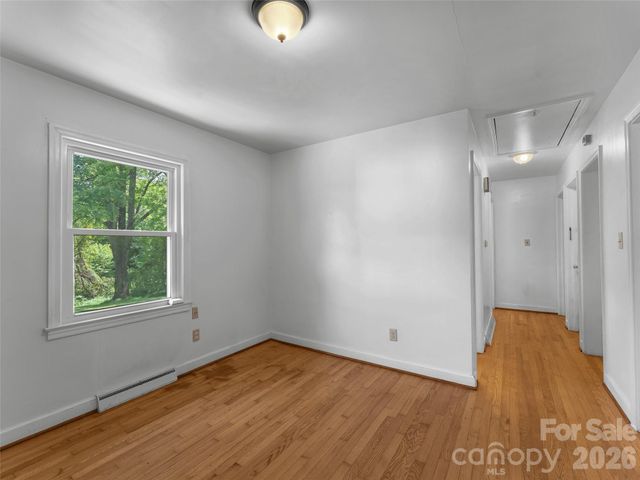 116 Candler School Road, Candler, NC 28715