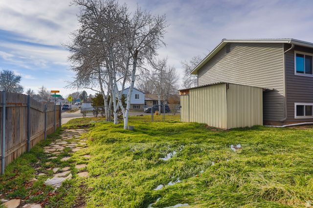 5956 W JARGON CIR, Kearns, UT 84118
