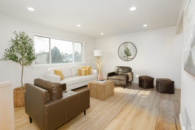 5956 W JARGON CIR, Kearns, UT 84118