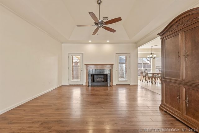 7916 N 125th East Avenue, Owasso, OK 74055