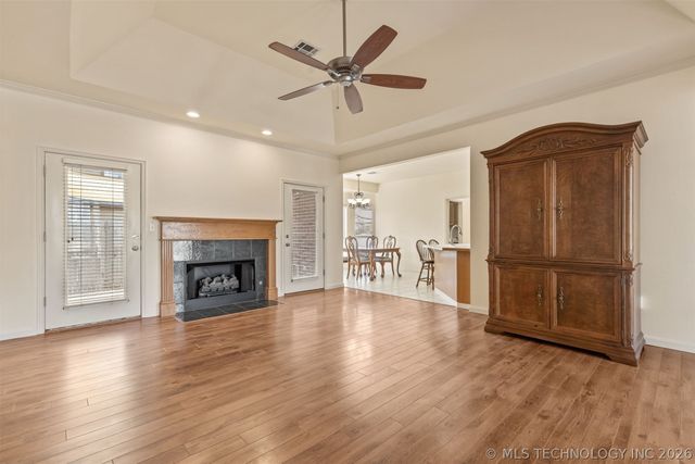 7916 N 125th East Avenue, Owasso, OK 74055