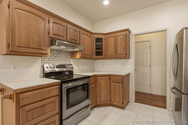 7916 N 125th East Avenue, Owasso, OK 74055