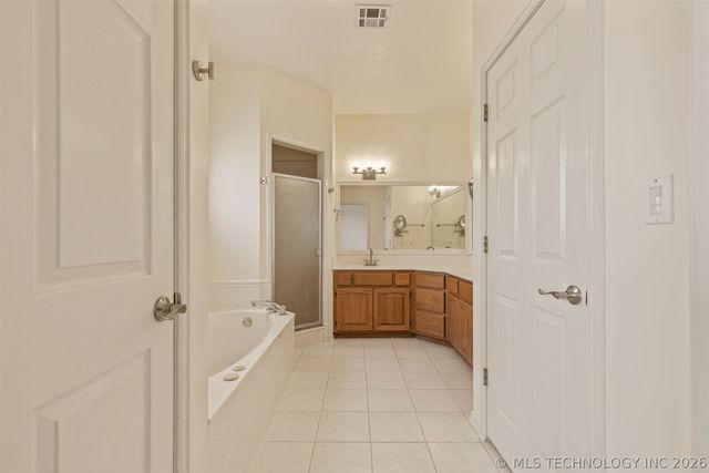 7916 N 125th East Avenue, Owasso, OK 74055