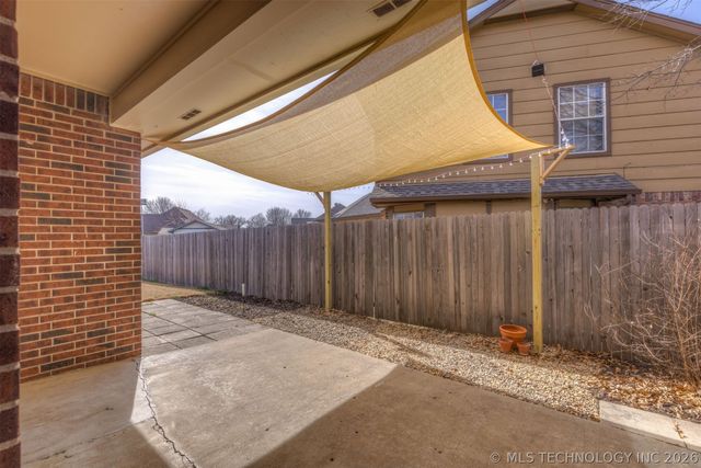 7916 N 125th East Avenue, Owasso, OK 74055