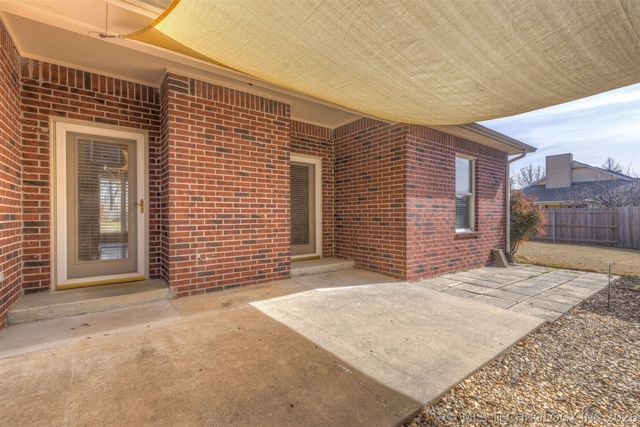 7916 N 125th East Avenue, Owasso, OK 74055