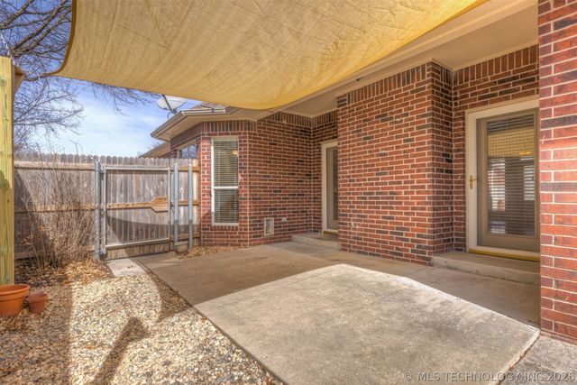 7916 N 125th East Avenue, Owasso, OK 74055