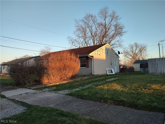 2656 22nd Street NE, Canton, OH 44705