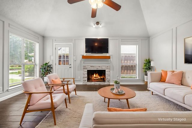 2029 Falcon Ridge Drive A, Carrollton, TX 75010