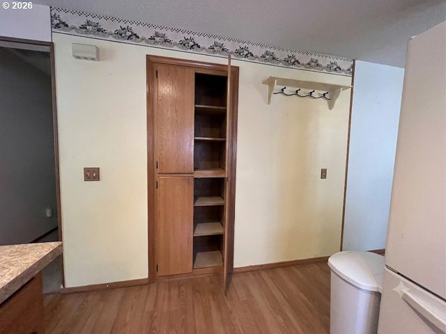 6844 Se BORWICK St, Hillsboro, OR 97123