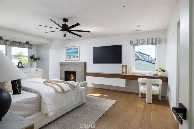 1230 Crystal Cove Way, Seal Beach, CA 90740