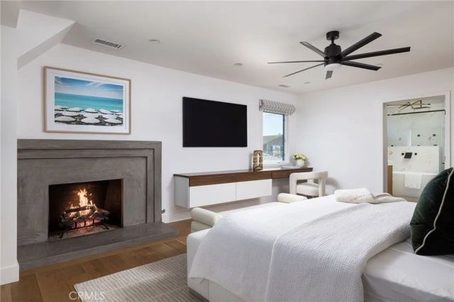 1230 Crystal Cove Way, Seal Beach, CA 90740