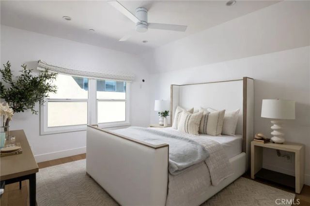 1230 Crystal Cove Way, Seal Beach, CA 90740