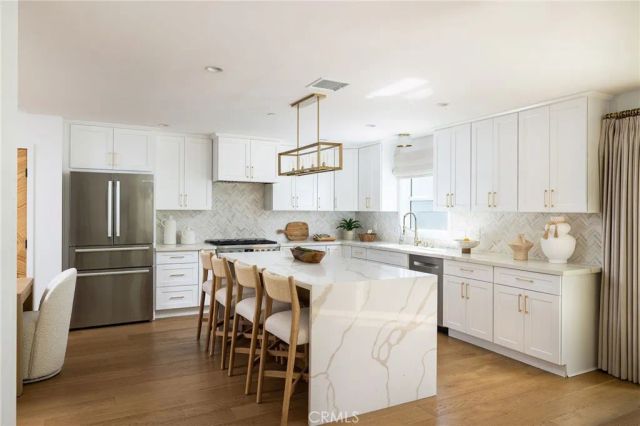 1230 Crystal Cove Way, Seal Beach, CA 90740