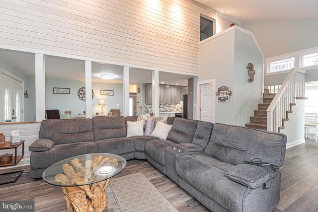 22 HARBORVIEW DR, Ocean Pines, MD 21811