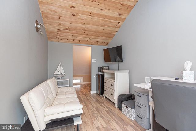 22 HARBORVIEW DR, Ocean Pines, MD 21811