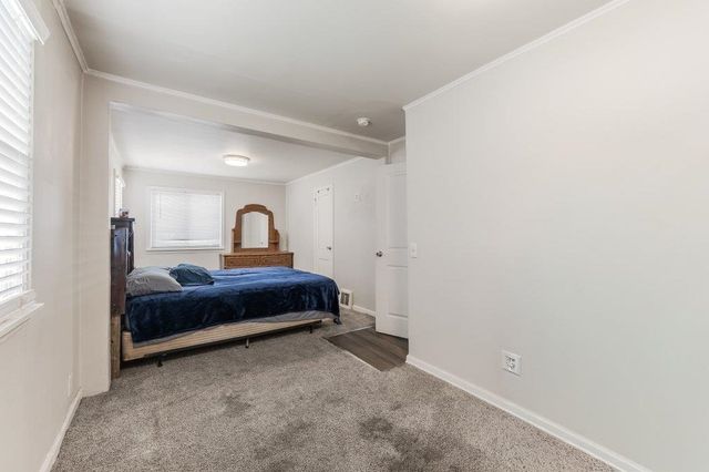 6025 N Cook St, Spokane, WA 99208