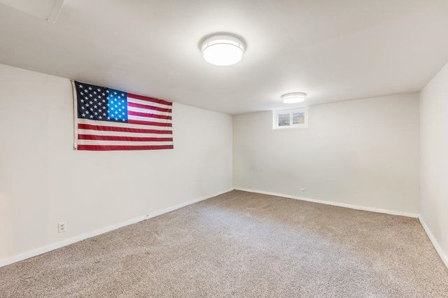 6025 N Cook St, Spokane, WA 99208