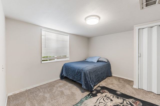 6025 N Cook St, Spokane, WA 99208