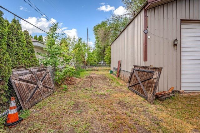 6025 N Cook St, Spokane, WA 99208