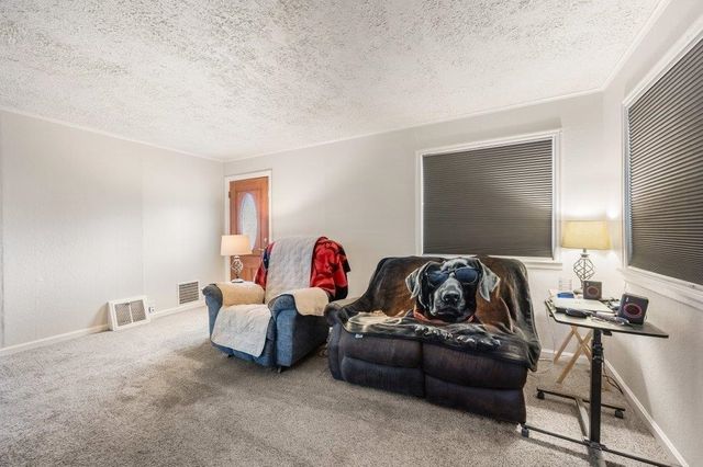 6025 N Cook St, Spokane, WA 99208