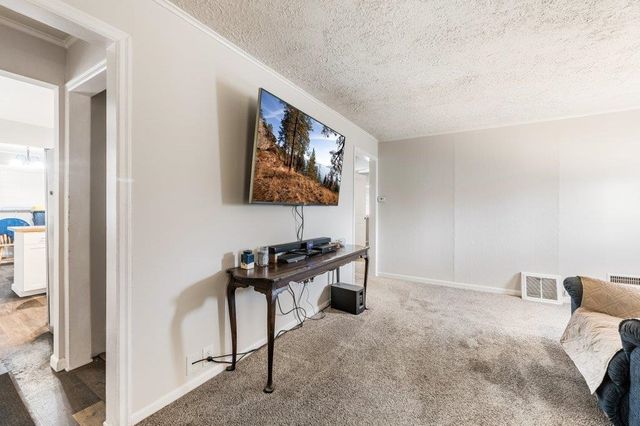 6025 N Cook St, Spokane, WA 99208