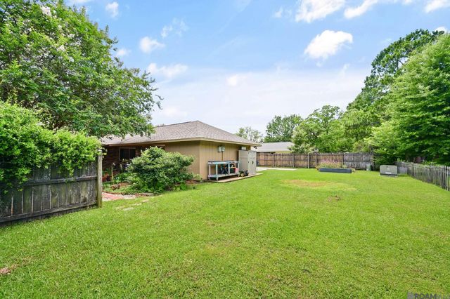1009 Daventry Dr, Baton Rouge, LA 70808
