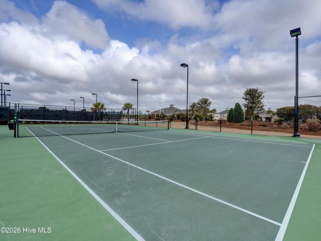 8144 Garden Pointe Drive NE, Leland, NC 28451