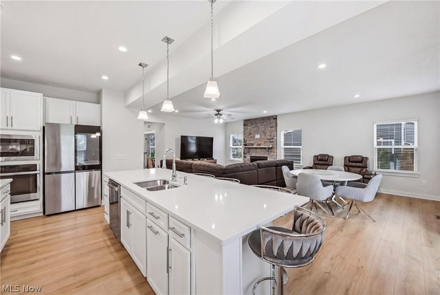 5358 Walnut Ridge Lane, Sheffield Village, OH 44054