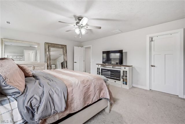 5358 Walnut Ridge Lane, Sheffield Village, OH 44054