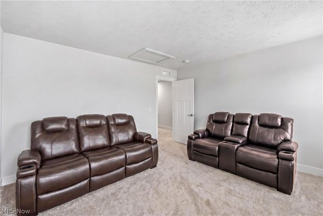 5358 Walnut Ridge Lane, Sheffield Village, OH 44054