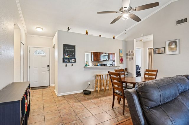 1318 Oak Run Drive, Duncanville, TX 75137