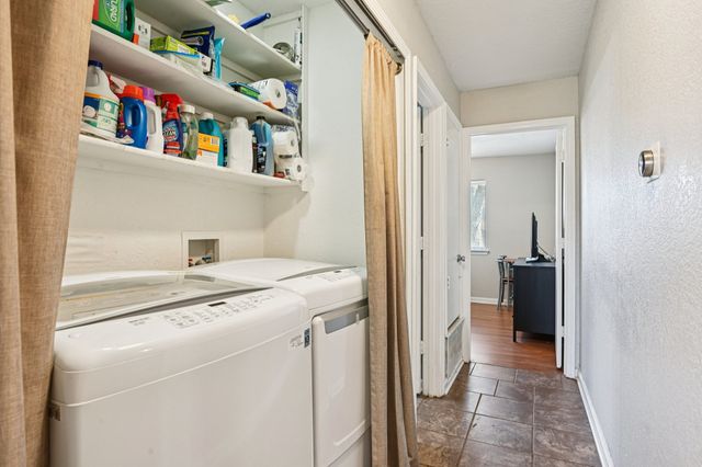 1318 Oak Run Drive, Duncanville, TX 75137