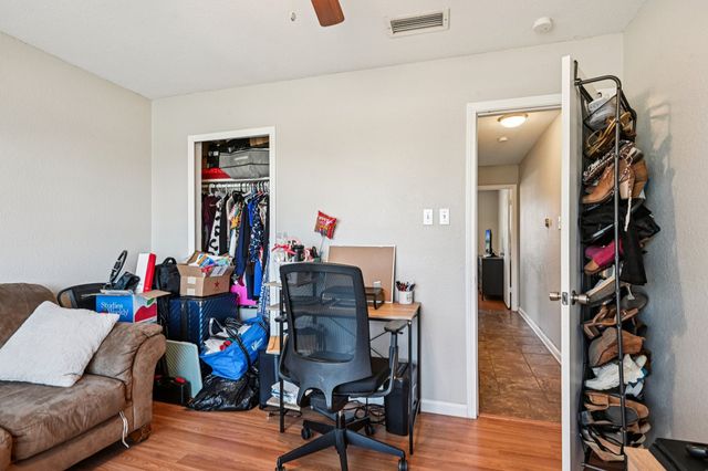 1318 Oak Run Drive, Duncanville, TX 75137