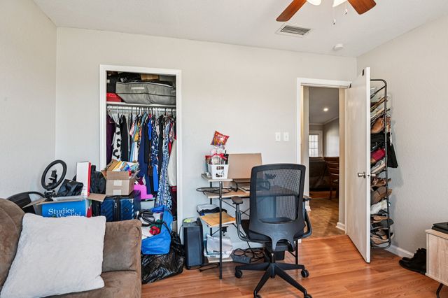 1318 Oak Run Drive, Duncanville, TX 75137