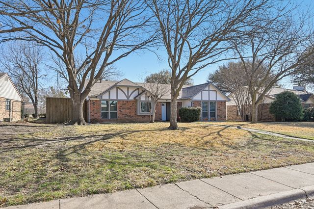 1318 Oak Run Drive, Duncanville, TX 75137