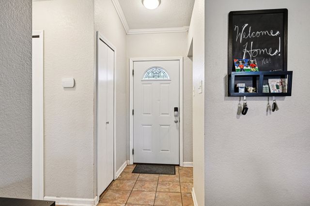 1318 Oak Run Drive, Duncanville, TX 75137