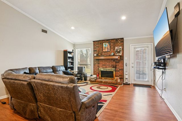 1318 Oak Run Drive, Duncanville, TX 75137