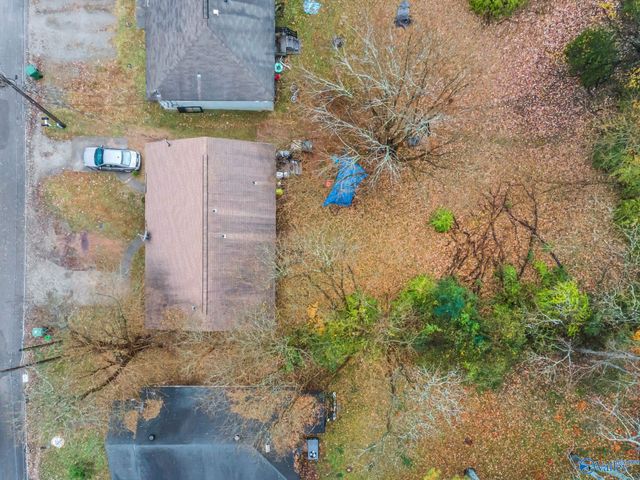 2706 Cave Avenue NW, Huntsville, AL 35810