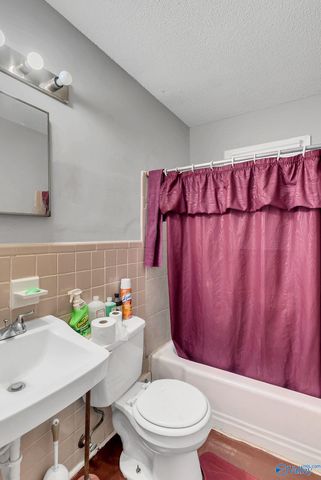 2706 Cave Avenue NW, Huntsville, AL 35810