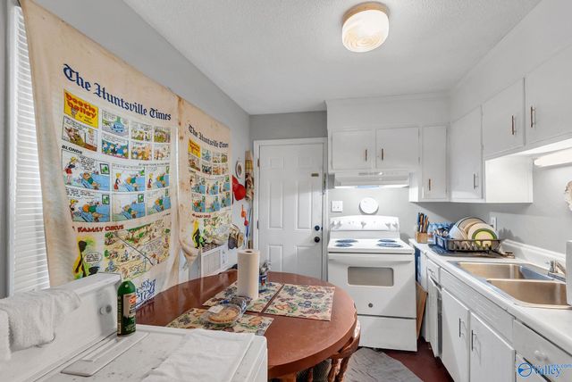 2706 Cave Avenue NW, Huntsville, AL 35810