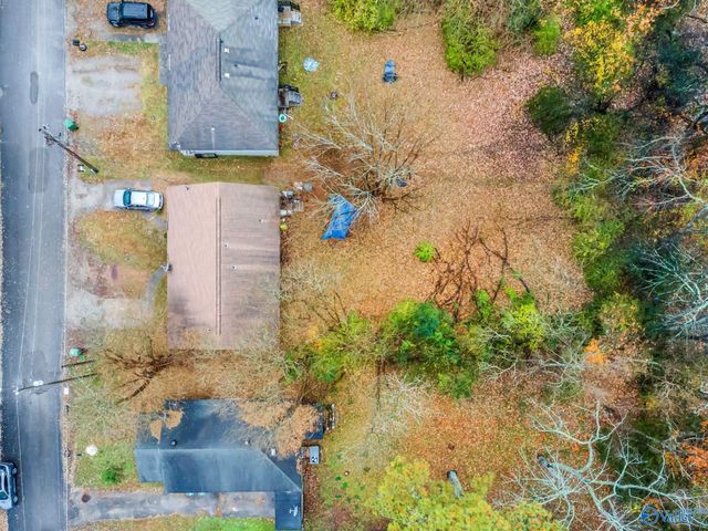 2706 Cave Avenue NW, Huntsville, AL 35810